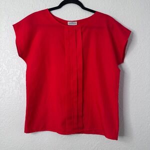 FAVORITES Red Short Sleeve‎ Pleated Front Blouse Women's Medium Polyester